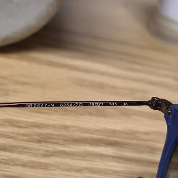 Authetic Ray-Ban, - Picture 3 of 4